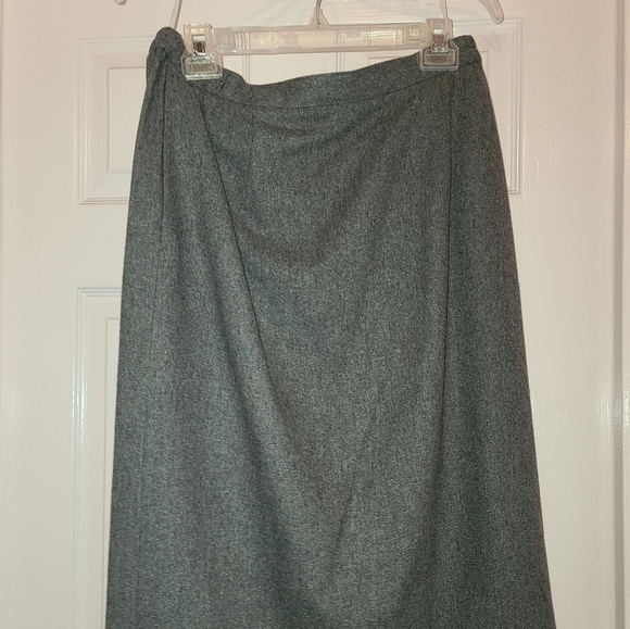 𝅺WOOL suit by Parricia Roberts - Picture 3 of 7